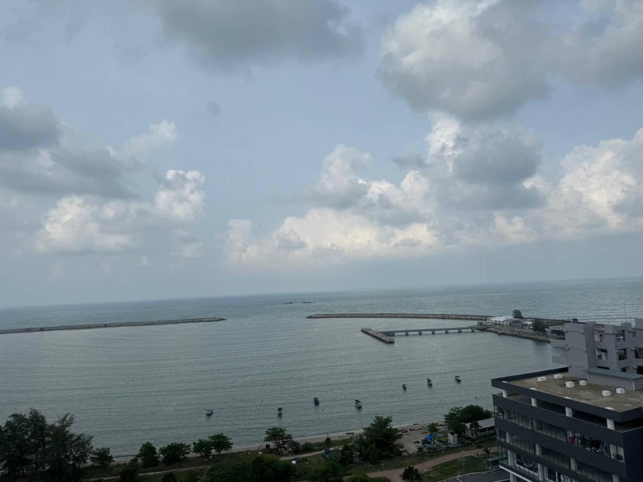 D'Ciella Homes- Sea View, Drawbridge & Ktcc Mall Kuala Terengganu Exterior foto